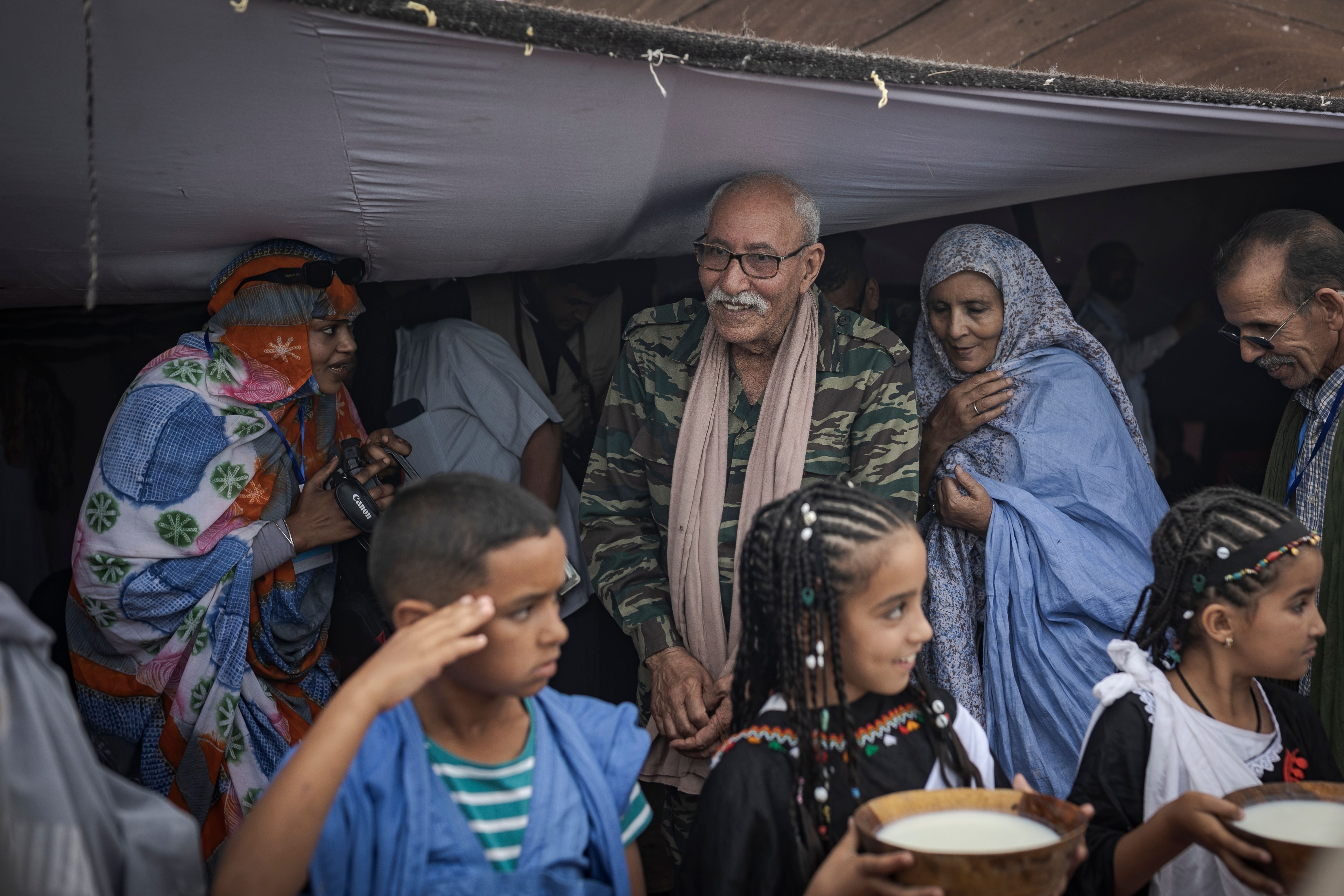 Western Sahara’s Forgotten Conflict: Polisario Leader Visits Sahrawi Refugees in Algeria