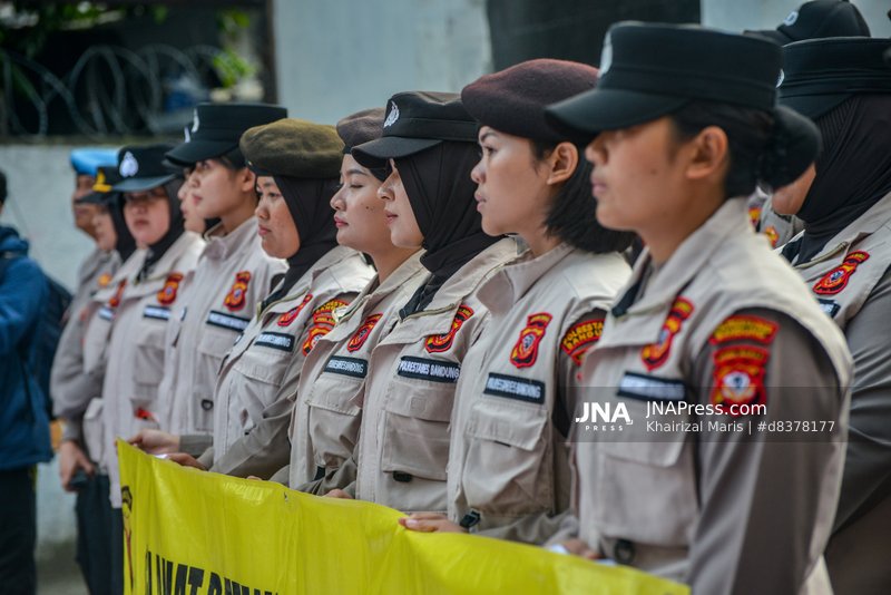 STUDENT PROTEST IN BANDUNG