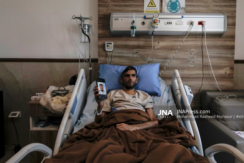 Former Palestinian prisoner and journalist receives treatment after reported medical complications