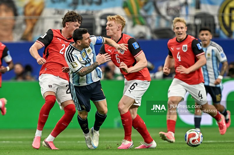 Messi leads Argentina into World Cup knockout stage
