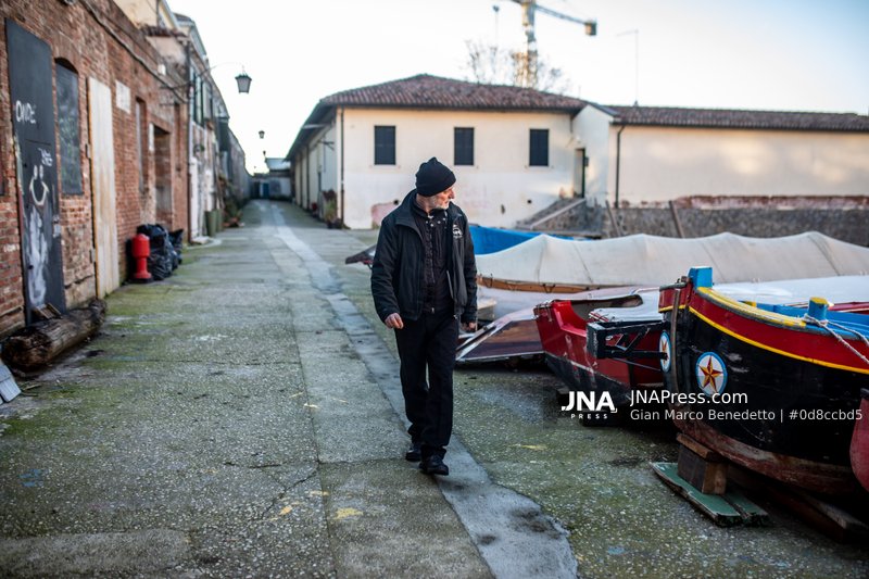 Venetian gondolier recalls escorting Charles and Diana during 1985 royal visit
