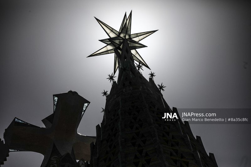 Barcelona prepares the Sagrada Família security and logistics operation ahead of Pope Leo XIV's visit