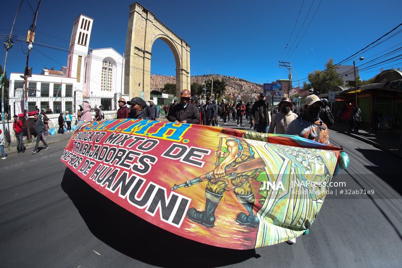 Anti-government protests continue in Bolivia