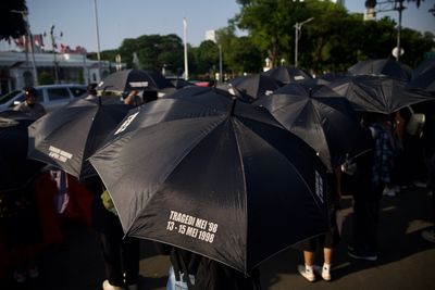 Activists Hold 909th Kamisan Protest in Jakarta