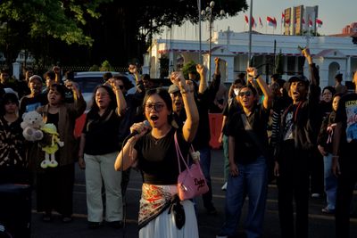 Activists Hold 909th Kamisan Protest in Jakarta