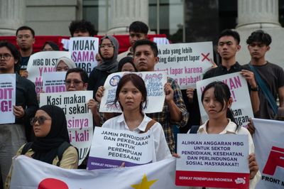 Indonesia’s Constitutional Court Orders Free Meal Program Removed from Education Budget