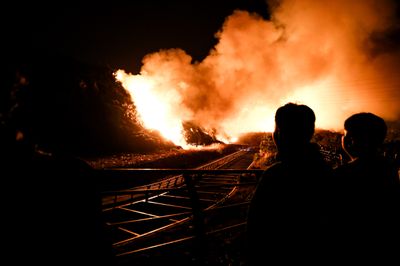 Firefighters Battle Blaze at Putri Cempo Landfill in Solo