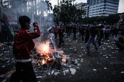 Protesters demand anti-corruption measures and asset forfeiture law in Jakarta