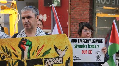 Pro-Palestinian demonstrators march in Izmir