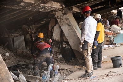 Recovery Teams Continue Recovering Victims Following Deadly Earthquake in Venezuela