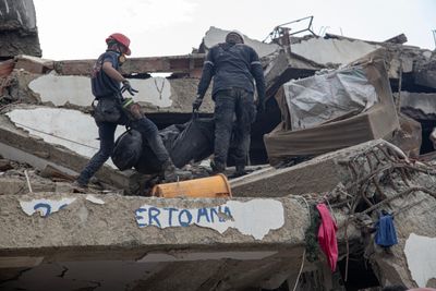 Aftermath of deadly earthquakes in Venezuela