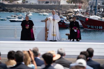 Pope Leo XIV pays tribute at Arguineguín to the migrants who never made it and calls on Brussels not to look away