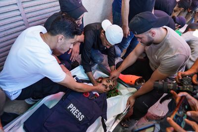 Photo | Despite the Ceasefire, Israel Kills 11 Journalists in Gaza, Latest Victim Al Jazeera Mubasher Cameraman Ahmed Washah