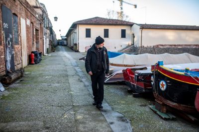 Venetian gondolier recalls escorting Charles and Diana during 1985 royal visit