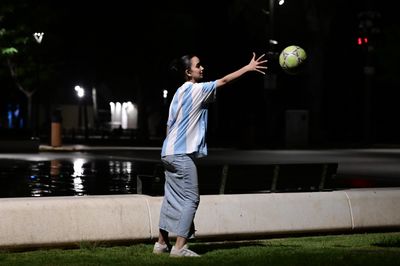 Fans Watch England-Argentina World Cup Semi-Final in Ramat Gan
