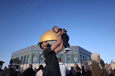 Thousands Perform Eid al-Adha Prayers at Al-Aqsa Mosque