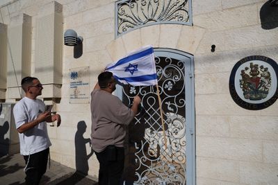 Far-right Israelis protest outside UK Consulate in East Jerusalem