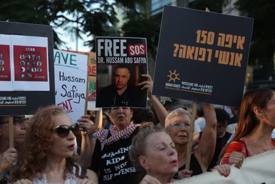 Protest in Tel Aviv Calls for Release of Palestinian Doctor Hussam Abu Safiya
