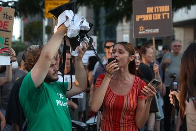 Protest in Tel Aviv Calls for Release of Palestinian Doctor Hussam Abu Safiya
