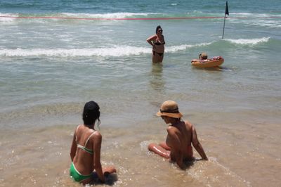Israelis Flock to Tel Aviv Beach Amid Summer Heat
