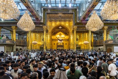 Thousands Gather at Al-Abbas Shrine for Friday Night Prayers in Karbala
